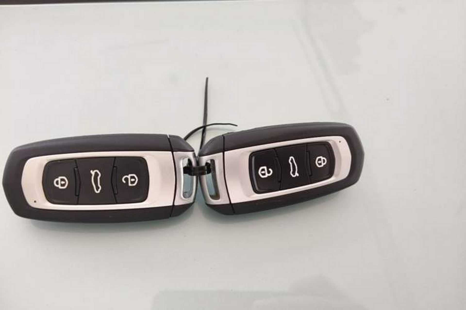 Used Geely Galaxy Panda 2023 Panda Mini 200km Endurance Bear Vehicle Key