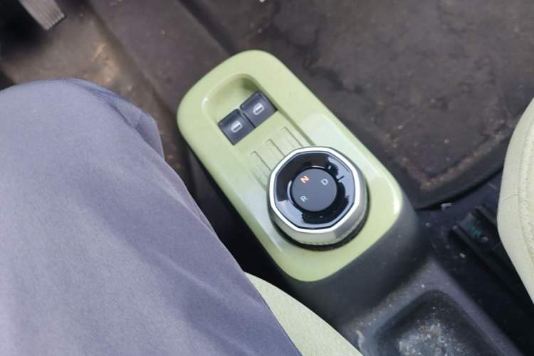 Used Geely Galaxy Panda 2023 Panda Mini 200km Endurance Bear Vehicle Key
