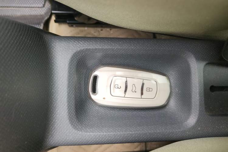 Used Geely Galaxy Panda 2023 Panda Mini 200km Dynamic Bear Vehicle Key