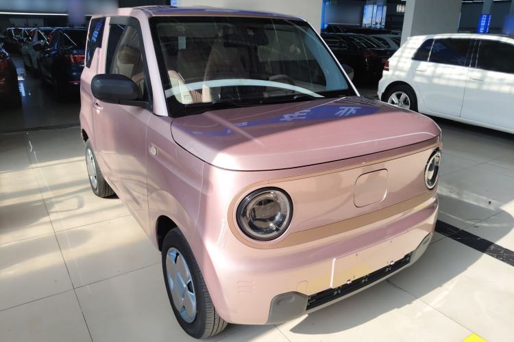 Used Geely Galaxy Panda 2023 Panda Mini 200km Endurance Bear Exterior 2