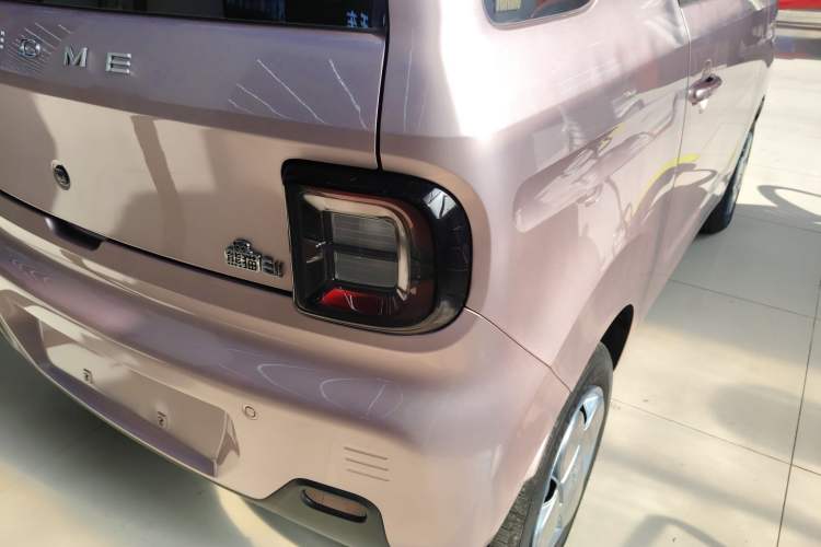 Used Geely Galaxy Panda 2023 Panda Mini 200km Endurance Bear Exterior 6