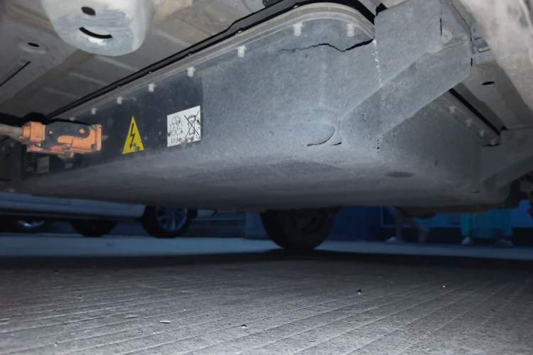 Used Geely Galaxy Panda 2023 Panda Mini 200km Endurance Bear Chassis Front Left