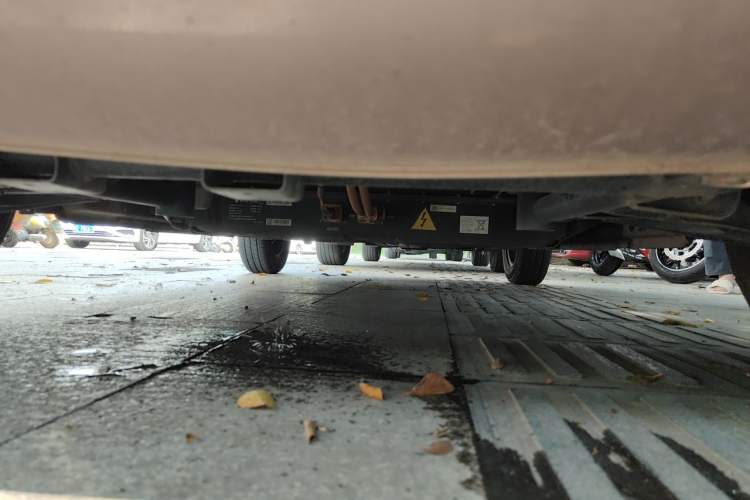 Used Geely Galaxy Panda 2023 Panda Mini 200km Endurance Bear Chassis Front