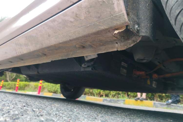 Used Geely Galaxy Panda 2023 Panda Mini 200km Endurance Bear Chassis Front Right