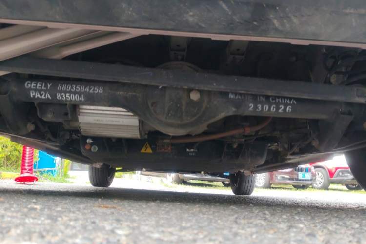 Used Geely Galaxy Panda 2023 Panda Mini 200km Endurance Bear Chassis Rear