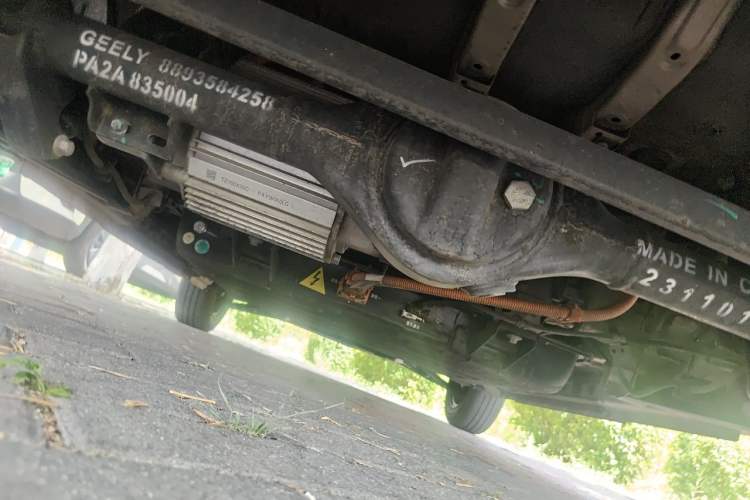 Used Geely Galaxy Panda 2023 Panda Mini 200km Endurance Bear Chassis Rear