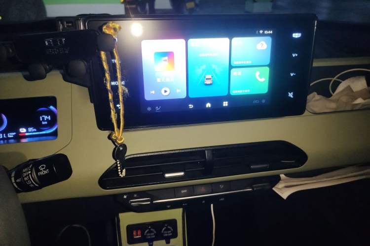 Used Geely Galaxy Panda 2023 Panda Mini 200km Dynamic Bear Audio And AC Panel