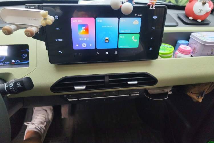 Used Geely Galaxy Panda 2023 Panda Mini New Year Edition Treasure Bear Audio And AC Panel