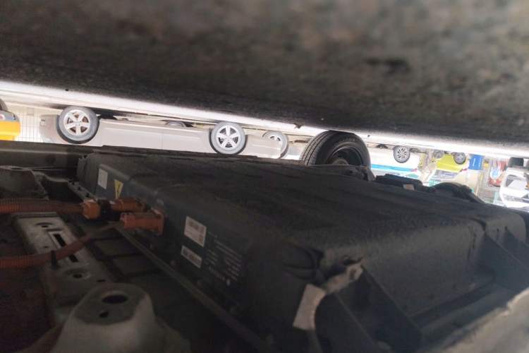 Used Geely Galaxy Panda 2023 Panda Mini New Year Edition Treasure Bear Chassis Front Right