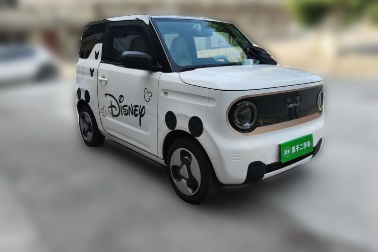 Used Geely Galaxy Panda 2023 Panda Mini New Year Edition Treasure Bear Front Right 45 Deg