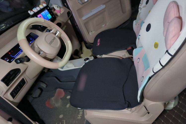 Used Geely Galaxy Panda 2023 Panda Mini 200km Endurance Bear Left Front Seat