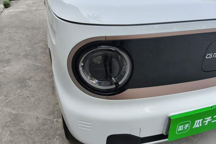 Used Geely Galaxy Panda 2023 Panda Mini New Year Edition Treasure Bear Right Front Headlight