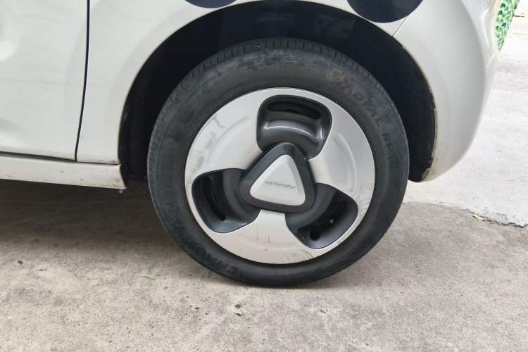 Used Geely Galaxy Panda 2023 Panda Mini New Year Edition Treasure Bear Right Front Wheel Hub