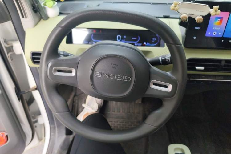 Used Geely Galaxy Panda 2023 Panda Mini New Year Edition Treasure Bear Steering Wheel
