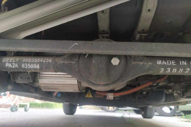 Used Geely Galaxy Panda 2023 Panda Mini 200km Endurance Bear Chassis Rear