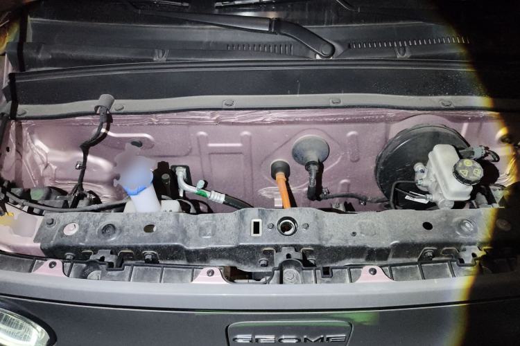 Used Geely Galaxy Panda 2023 Panda Mini 200km Endurance Bear Engine Bay