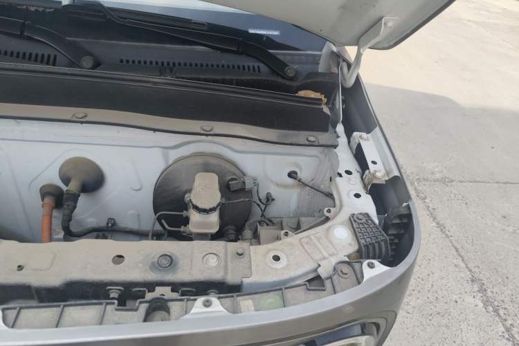 Used Geely Galaxy Panda 2023 Panda Mini 200km Endurance Bear Engine Bay Left