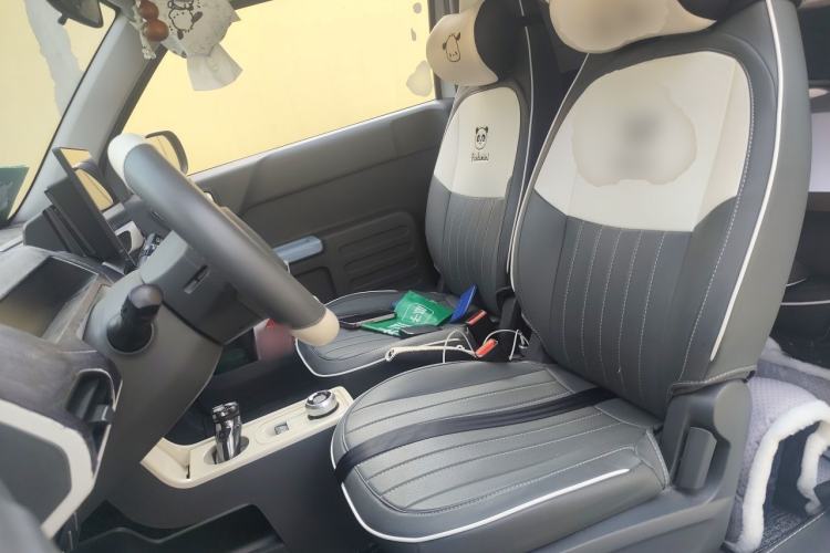 Used Geely Galaxy Panda 2023 Panda Mini 200km Endurance Bear Left Front Seat