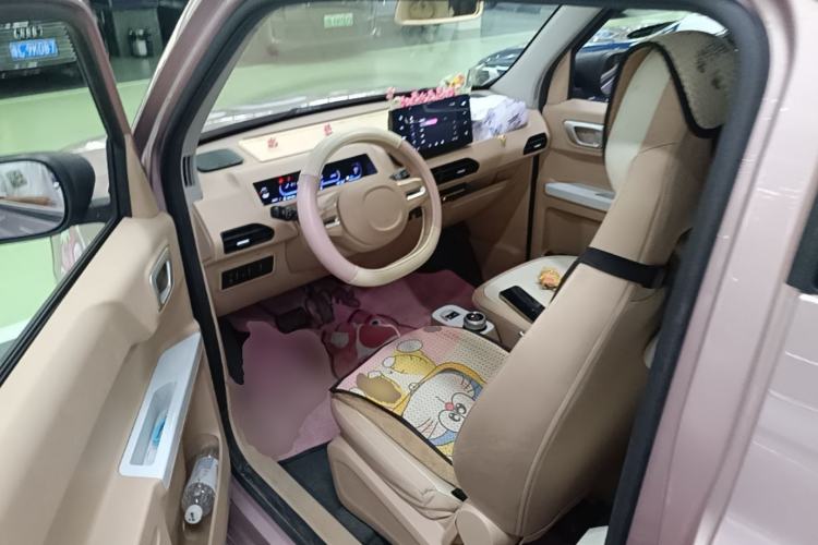 Used Geely Galaxy Panda 2023 Panda Mini 200km Endurance Bear Driver Seat