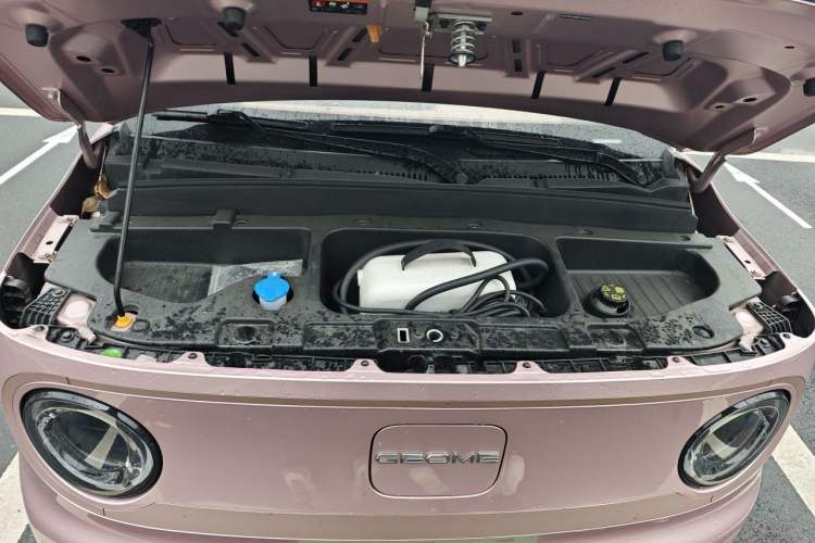 Used Geely Galaxy Panda 2023 Panda Mini 200km Endurance Bear Engine Bay
