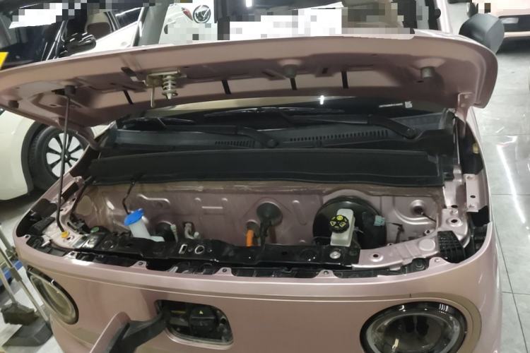 Used Geely Galaxy Panda 2023 Panda Mini 200km Endurance Bear Engine Bay