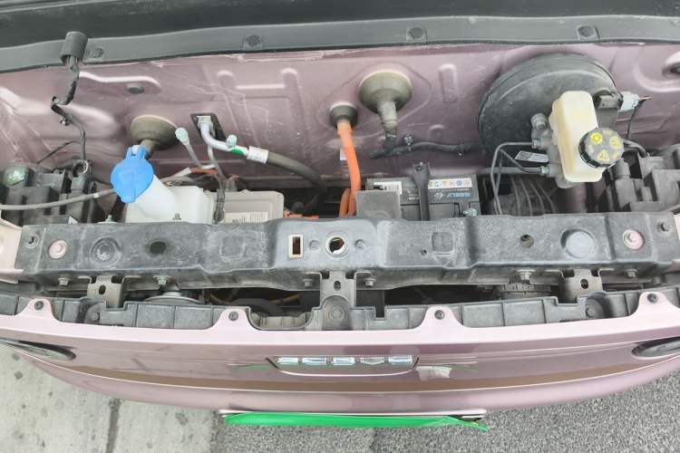 Used Geely Galaxy Panda 2023 Panda Mini 200km Endurance Bear Engine Bay