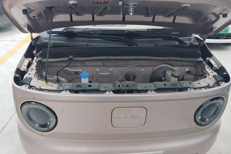 Used Geely Galaxy Panda 2023 Panda Mini 200km Endurance Bear Engine Bay