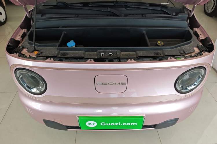Used Geely Galaxy Panda 2023 Panda Mini 200km Endurance Bear Engine Bay