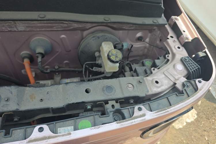 Used Geely Galaxy Panda 2023 Panda Mini 200km Endurance Bear Engine Bay Left