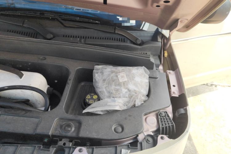 Used Geely Galaxy Panda 2023 Panda Mini 200km Endurance Bear Engine Bay Left