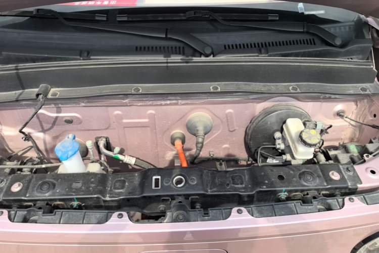 Used Geely Galaxy Panda 2023 Panda Mini 200km Endurance Bear Engine Bay