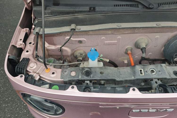 Used Geely Galaxy Panda 2023 Panda Mini 200km Endurance Bear Engine Bay Right