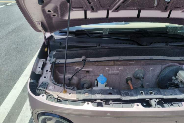 Used Geely Galaxy Panda 2023 Panda Mini 200km Little Yellow Duck Limited Edition — Happy as Can Be Engine Bay Right