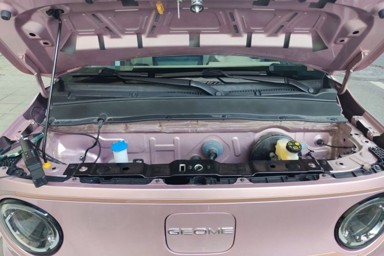 Used Geely Galaxy Panda 2023 Panda Mini 200km Dynamic Bear Engine Bay