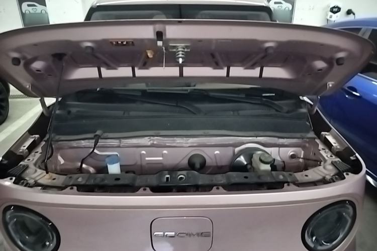 Used Geely Galaxy Panda 2023 Panda Mini 200km Endurance Bear Engine Bay