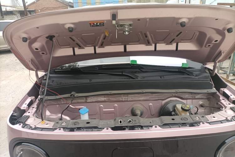 Used Geely Galaxy Panda 2023 Panda Mini 200km Little Yellow Duck Limited Edition — Happy as Can Be Engine Bay
