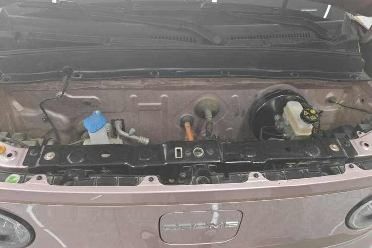 Used Geely Galaxy Panda 2023 Panda Mini 200km Endurance Bear Engine Bay