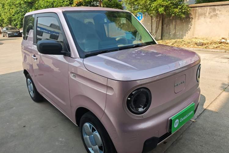 Used Geely Galaxy Panda 2023 Panda Mini 200km Endurance Bear Exterior 1