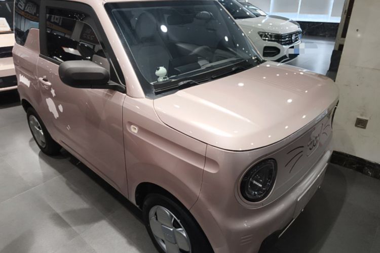 Used Geely Galaxy Panda 2023 Panda Mini 200km Endurance Bear Exterior 1