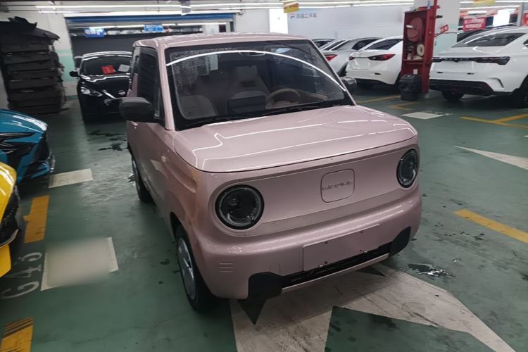 Used Geely Galaxy Panda 2023 Panda Mini 200km Endurance Bear Exterior 1