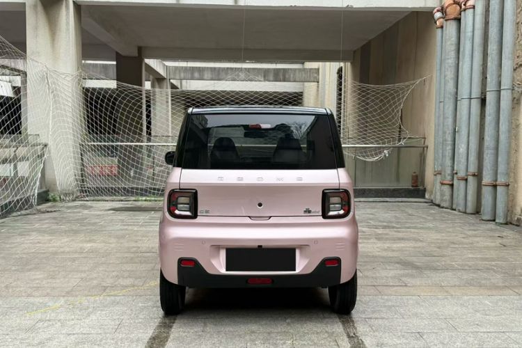 Used Geely Galaxy Panda 2023 Panda Mini 200km Dynamic Bear Exterior 1