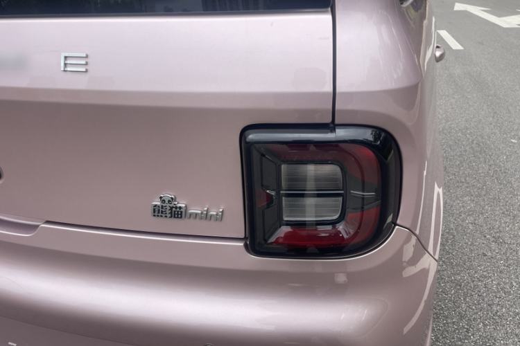 Used Geely Galaxy Panda 2023 Panda Mini 200km Endurance Bear Exterior 10