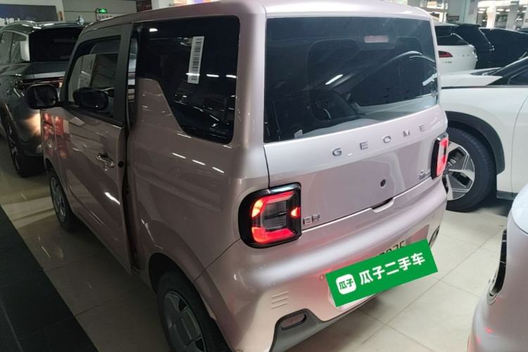 Used Geely Galaxy Panda 2023 Panda Mini 200km Endurance Bear Exterior 2