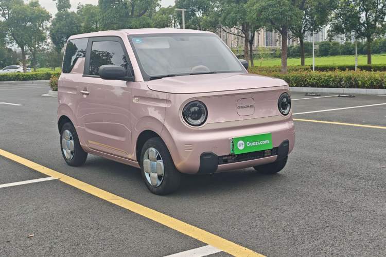 Used Geely Galaxy Panda 2023 Panda Mini 200km Endurance Bear Exterior 2
