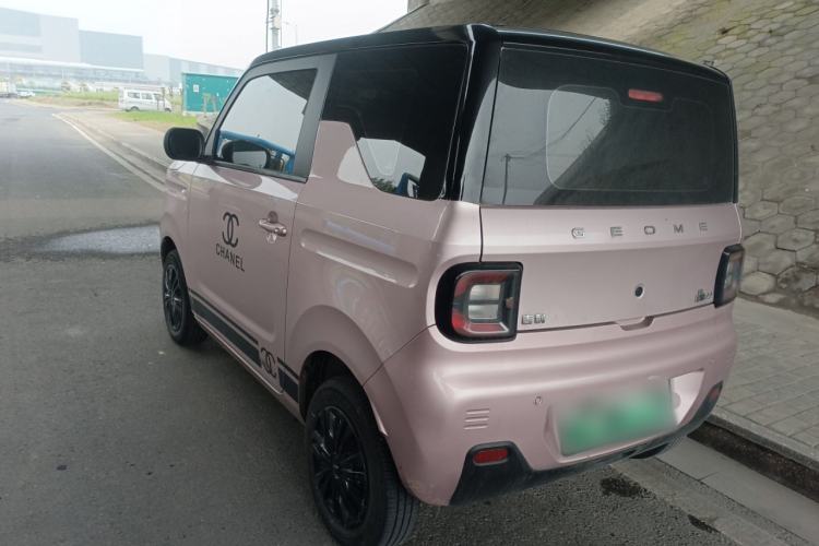 Used Geely Galaxy Panda 2023 Panda Mini 200km Endurance Bear Exterior 2