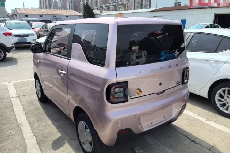 Used Geely Galaxy Panda 2023 Panda Mini 200km Endurance Bear Exterior 2