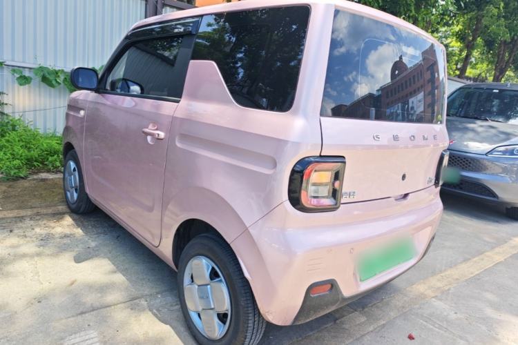 Used Geely Galaxy Panda 2023 Panda Mini 200km Endurance Bear Exterior 2