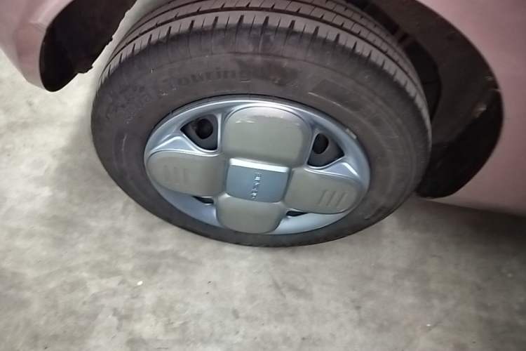 Used Geely Galaxy Panda 2023 Panda Mini 200km Endurance Bear Exterior 2