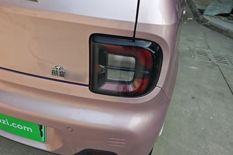Used Geely Galaxy Panda 2023 Panda Mini 200km Endurance Bear Exterior 3