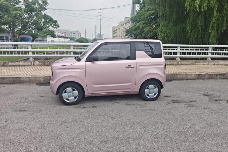 Used Geely Galaxy Panda 2023 Panda Mini 200km Endurance Bear Exterior 3